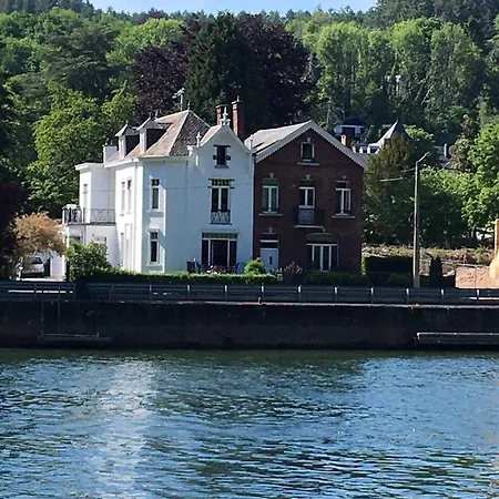 La Maison Doree Bed & Breakfast