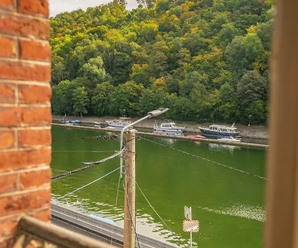 Couette-café La Maison Doree